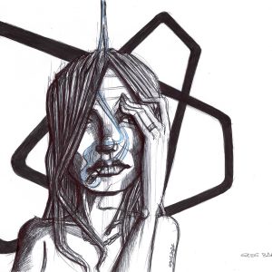 Fumée bleue. Dessin au stylo et feutre sur feuille de papier au format 21 x 29,7 cm. Une femme de face avec une main sur le visage. Dans sa bouche, une cigarette laissant échappé une volute bleue.